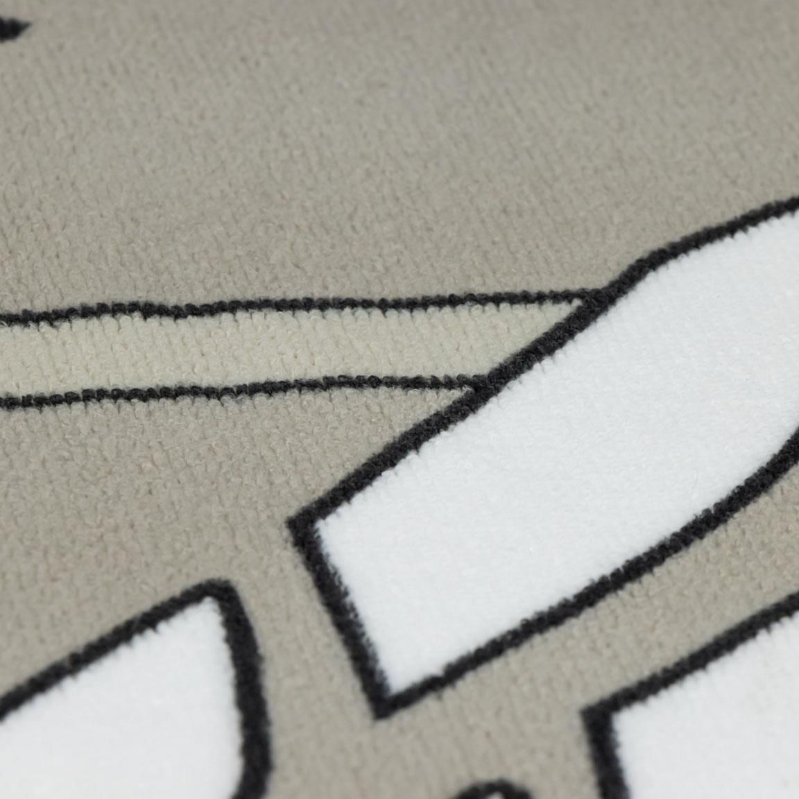 Toalla microfibra attack on titan