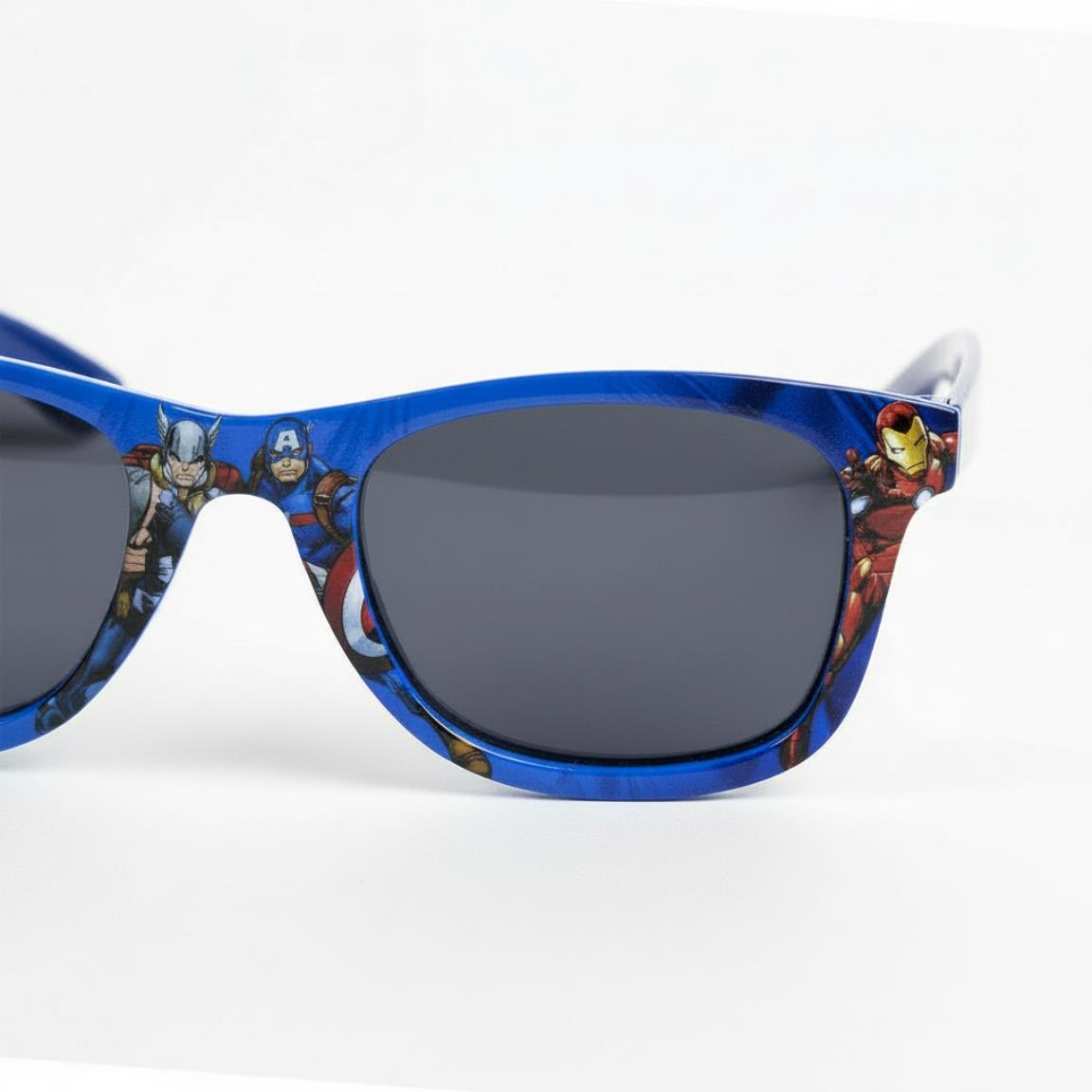 Gorra set gafas de sol avengers