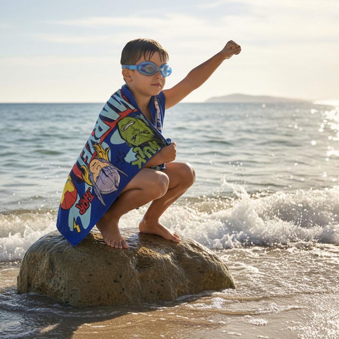 Toalla set gafas natación avengers