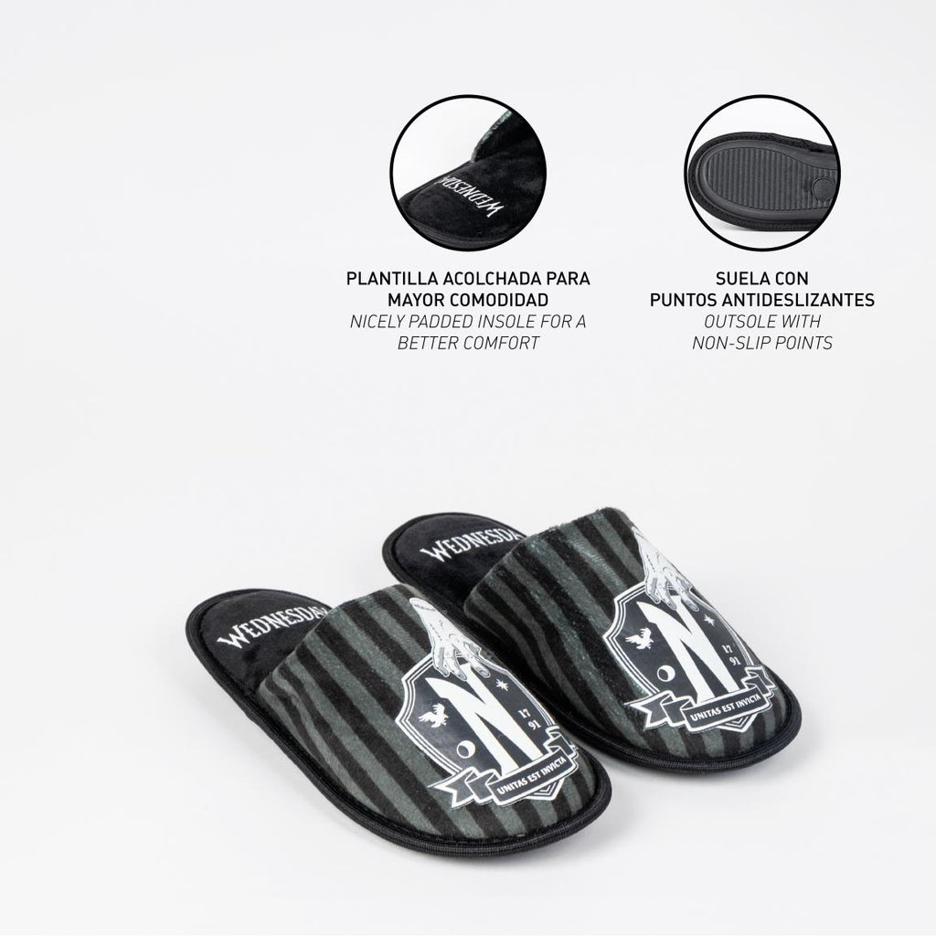 Zapatillas de casa abierta wednesday