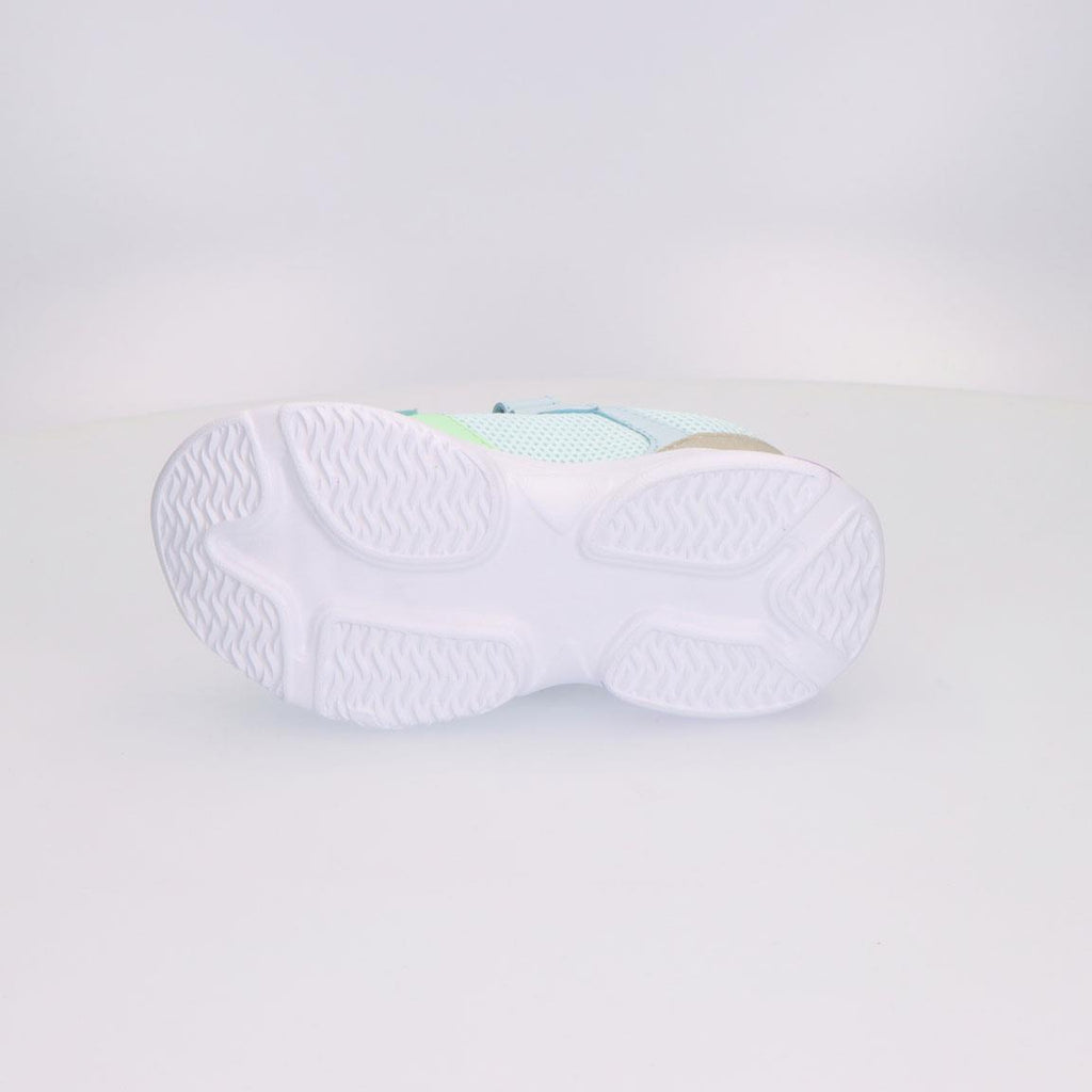 Deportiva suela ligera eva stitch