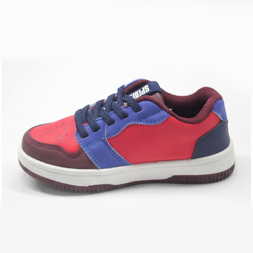 Deportiva suela pvc personaje marvel