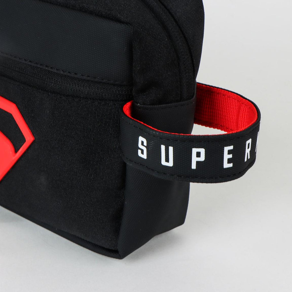 Neceser aseo viaje superman