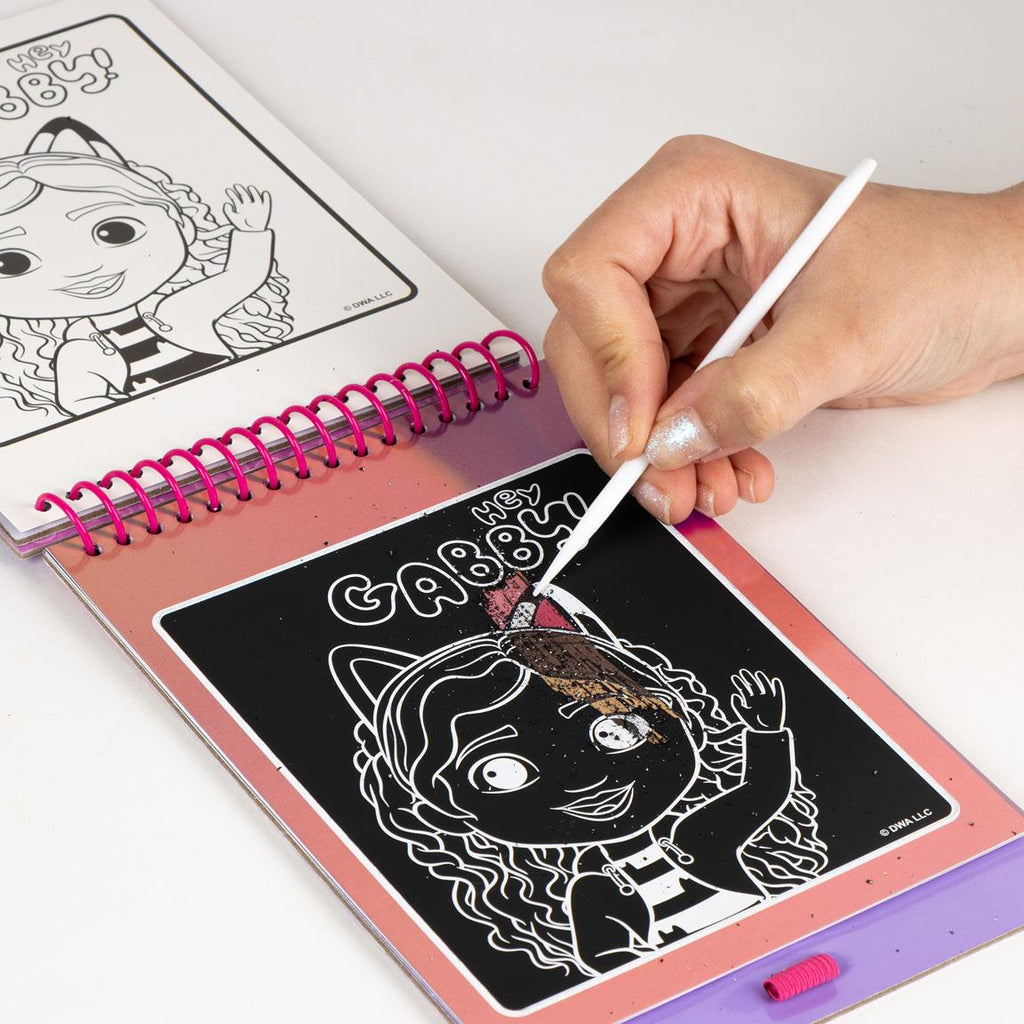 Set de papelería scratch book gabby´s dollhouse