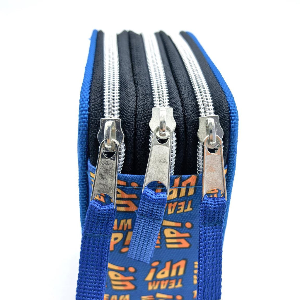 Plumier con accesorios avengers