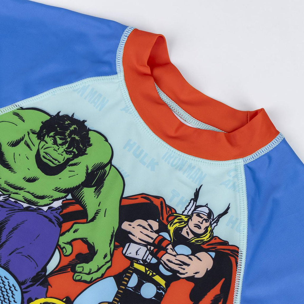 Camiseta baño avengers