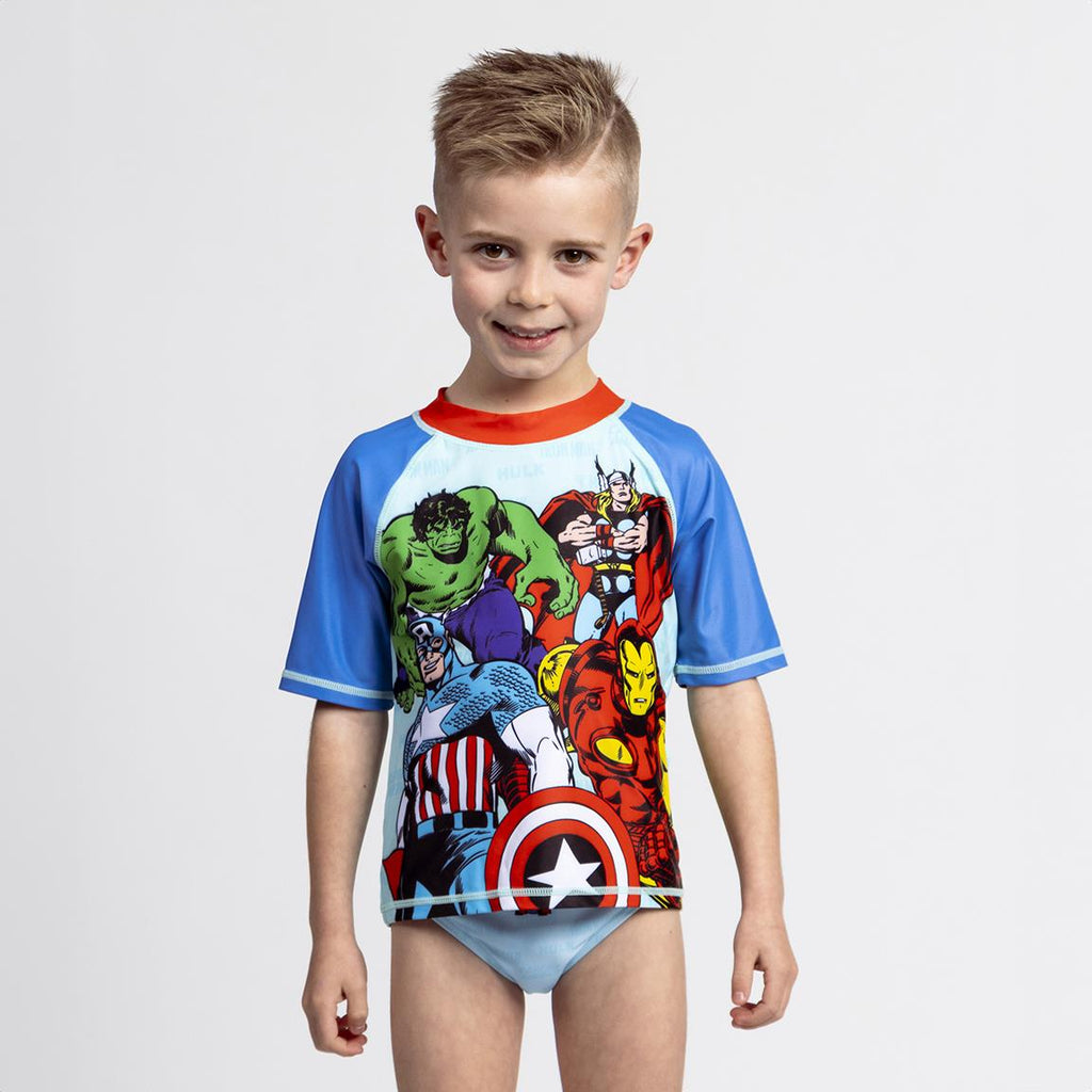 Camiseta baño avengers